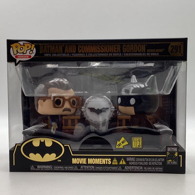 Funko Pop! Heroes - Movie Moments - Batman and Commissioner Gordon (Batman Begins) (Lights Up!)