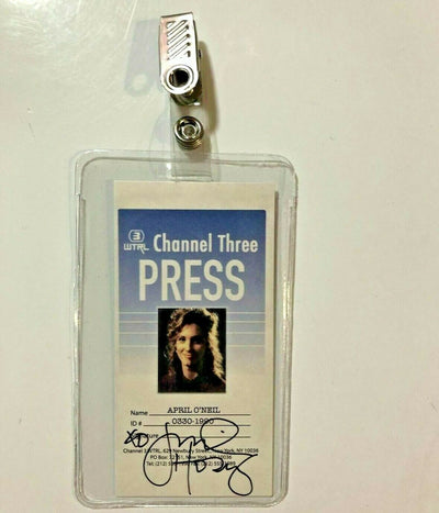 NECA TMNT Ultimate April O’Neil Signature Edition