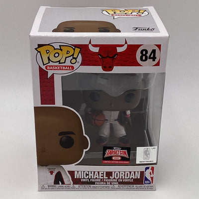 Funko Pop! Basketball - Michael Jordan (White Warm-Ups) (Damaged)