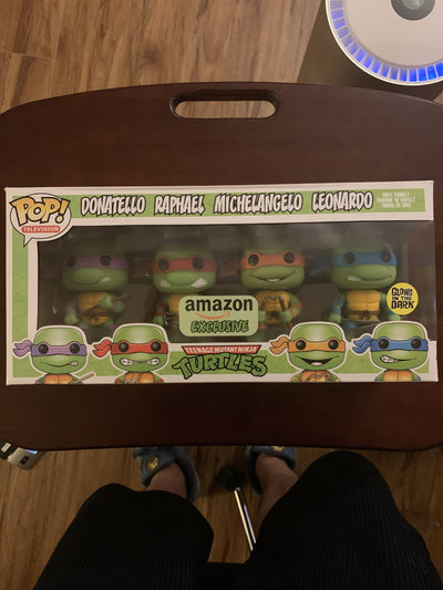 Teenage Mutant Ninja Turtles 4 Pack Glow In The Dark Funko Pops. Amazon Exclusive